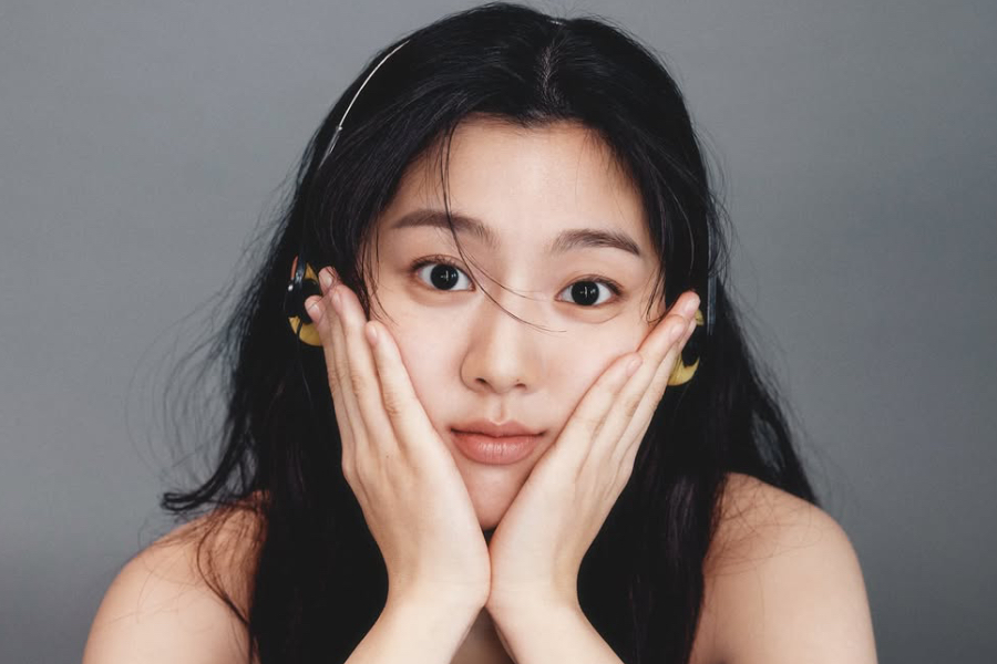 Shin Eun Soo Stuns In Beautiful New Profile Photos
