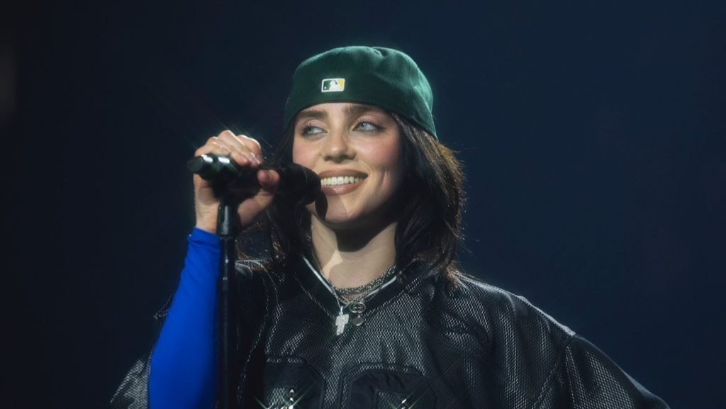 Billie Eilish Announces 3D Collaboration with James Cameron