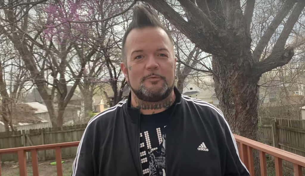 Former SALIVA Vocalist JOSEY SCOTT Says He Wouldn’t Join The Current “Temu Version Of SALIVA”