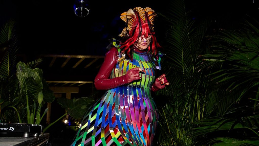 Björk Joins Israel Streaming Embargo