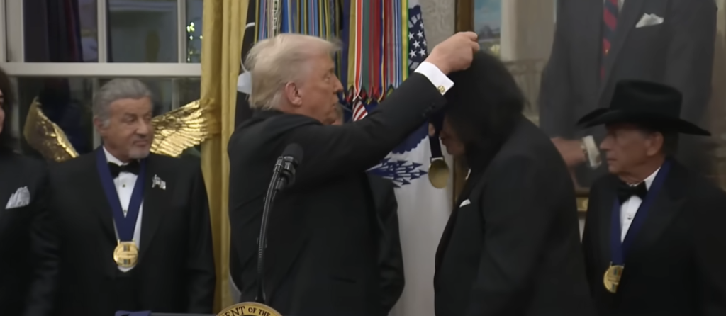 KISS Receives Kennedy Center Honors Medallions In White House; GENE SIMMONS Says Ahead Of Ceremony In Interview ACE FREHLEY “Reaped” What He “Sowed”