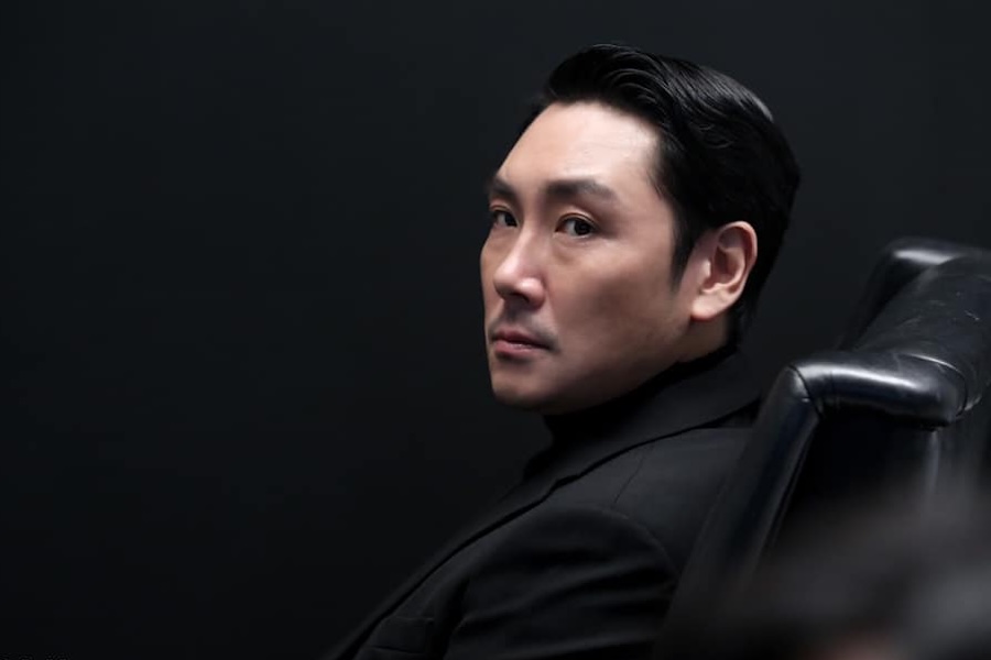 Cho Jin Woong Announces Retirement