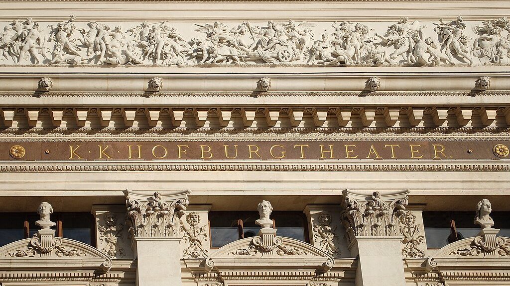 Mozart’s Quintet for Piano and Winds: A Drama of Conversing Voices